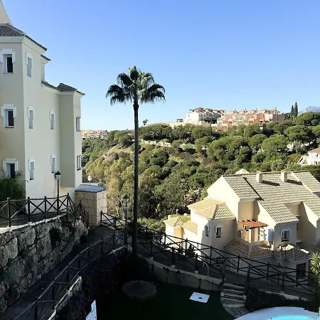 Stunning Near Golf Courses Perfect For Relaxation! Apartment