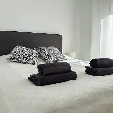 Stunning Near Golf Courses Perfect For Relaxation! *