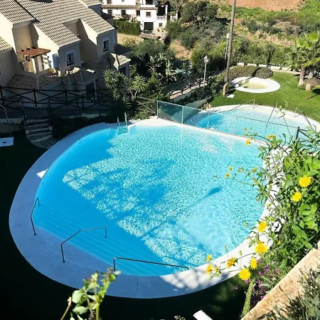 Apartment Stunning Near Golf Courses Perfect For Relaxation! Marbella