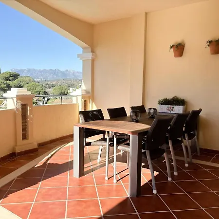 Stunning Near Golf Courses Perfect For Relaxation!