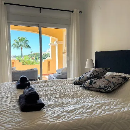 Apartment Stunning Near Golf Courses Perfect For Relaxation! *
